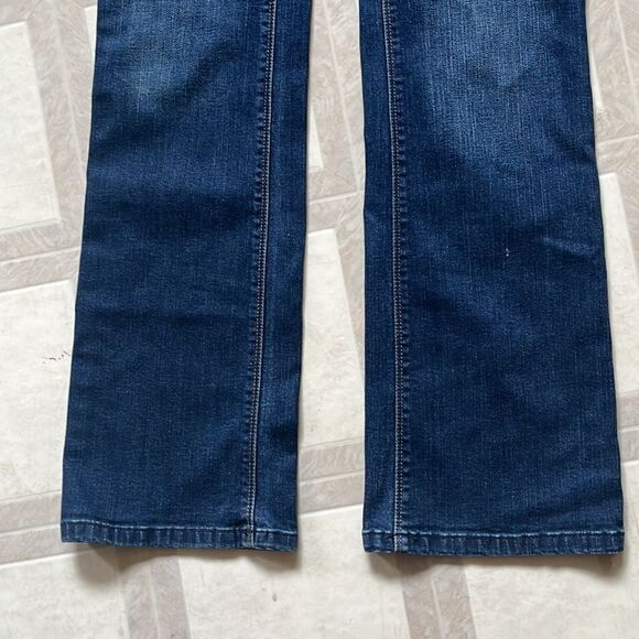 EXCELLENT CONDITION WOMEN’S SIZE 4R WHITE HOUSE BLACK MARKET BOOT LEG JEANS - Picture 5 of 7